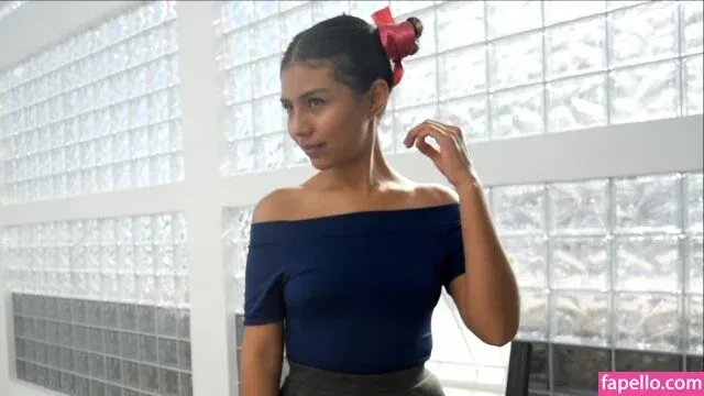 emmayouthl Onlyfans Photo Gallery 