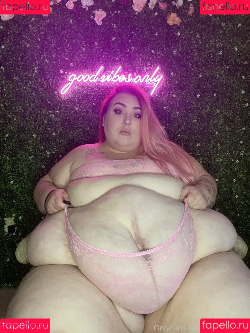 spanxbeluga Onlyfans Photo Gallery 