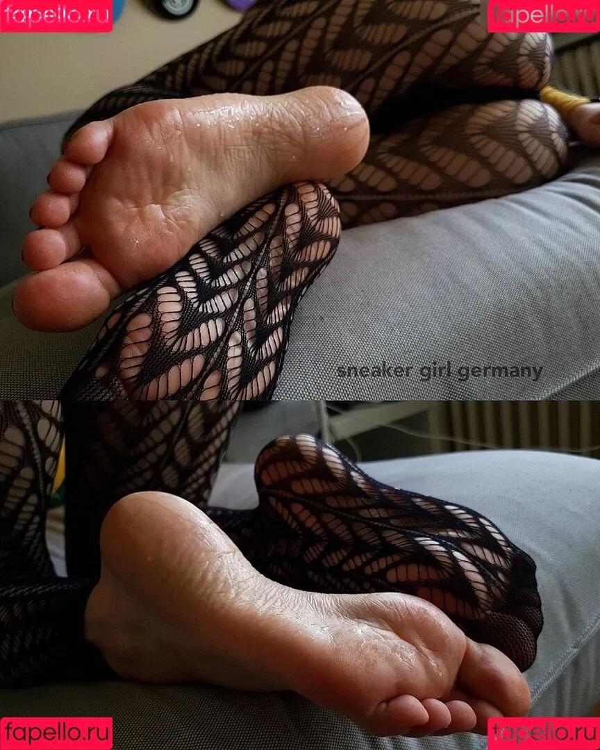 Sneaker Girl Germany Emma / Emma Elba Onlyfans Photo Gallery 