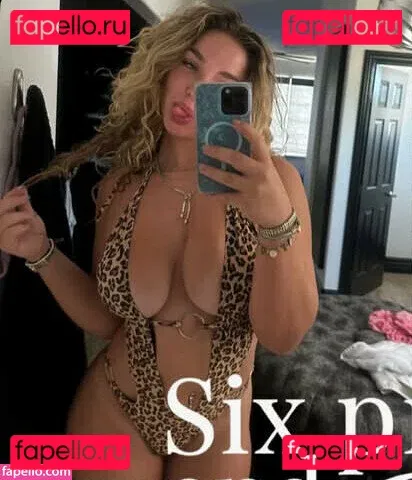 gina.adams Onlyfans Photo Gallery 