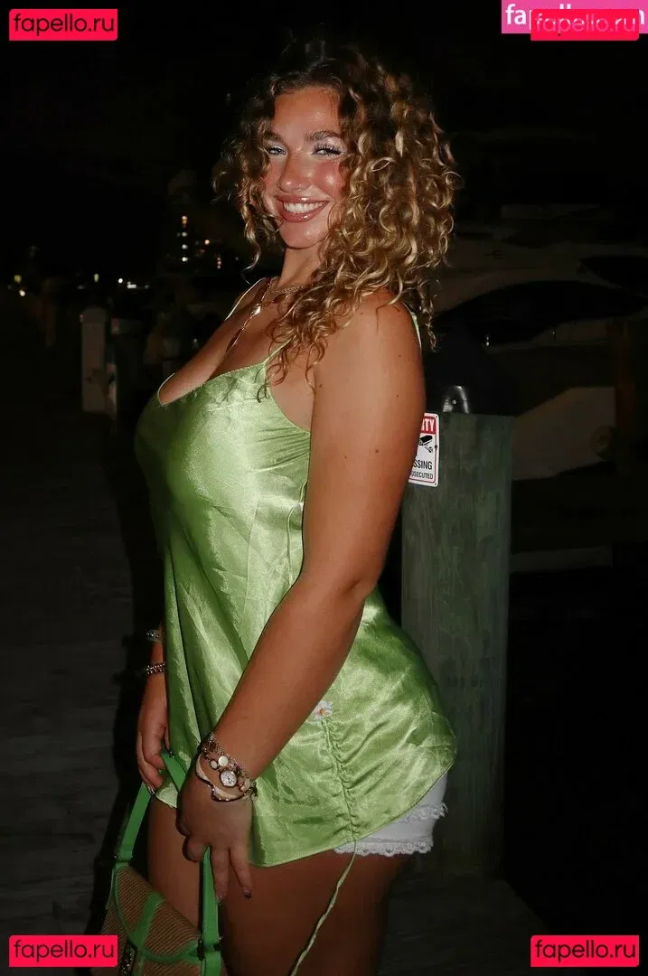 gina.adams Onlyfans Photo Gallery 