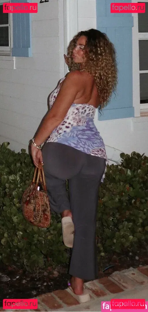 gina.adams Onlyfans Photo Gallery 