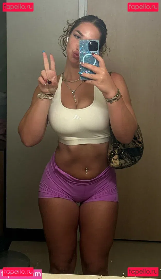 gina.adams Onlyfans Photo Gallery 