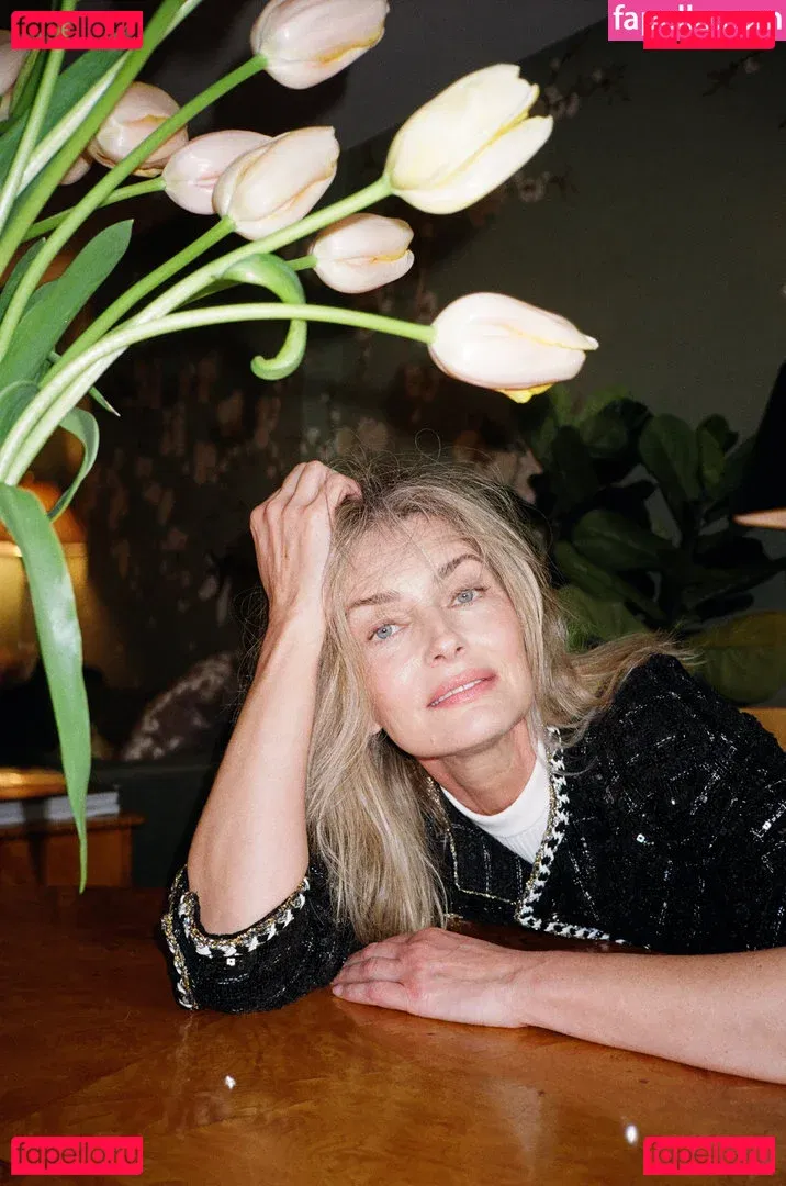 Paulina Porizkova Onlyfans Photo Gallery 