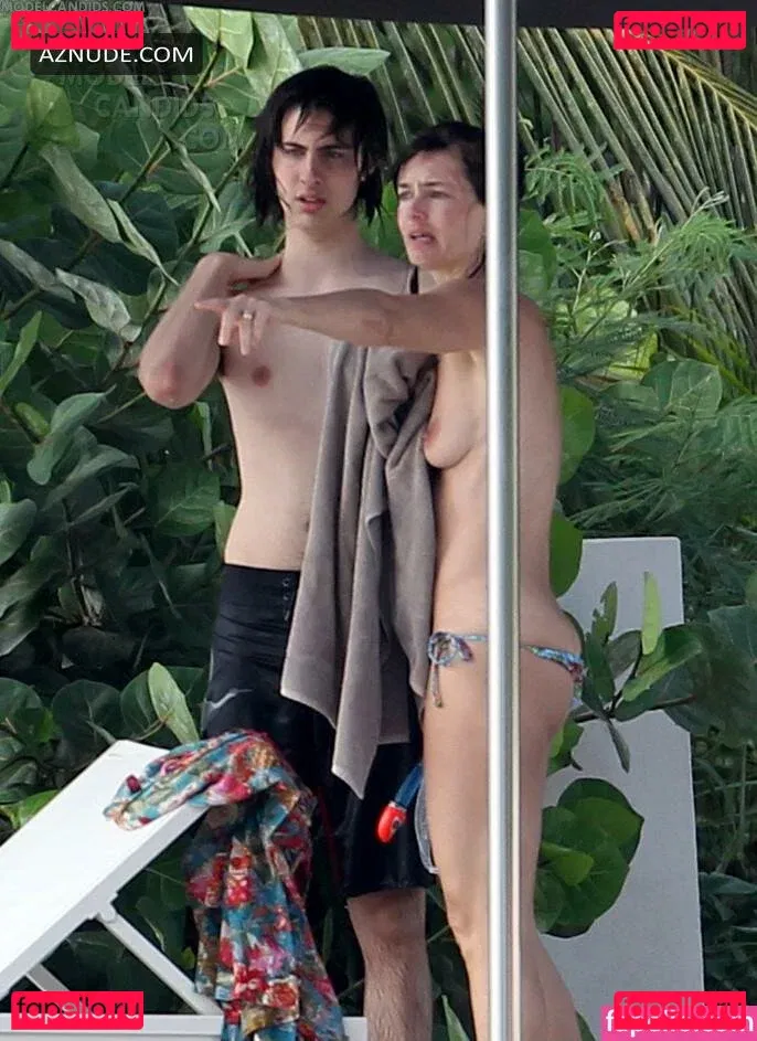 Paulina Porizkova Onlyfans Photo Gallery 