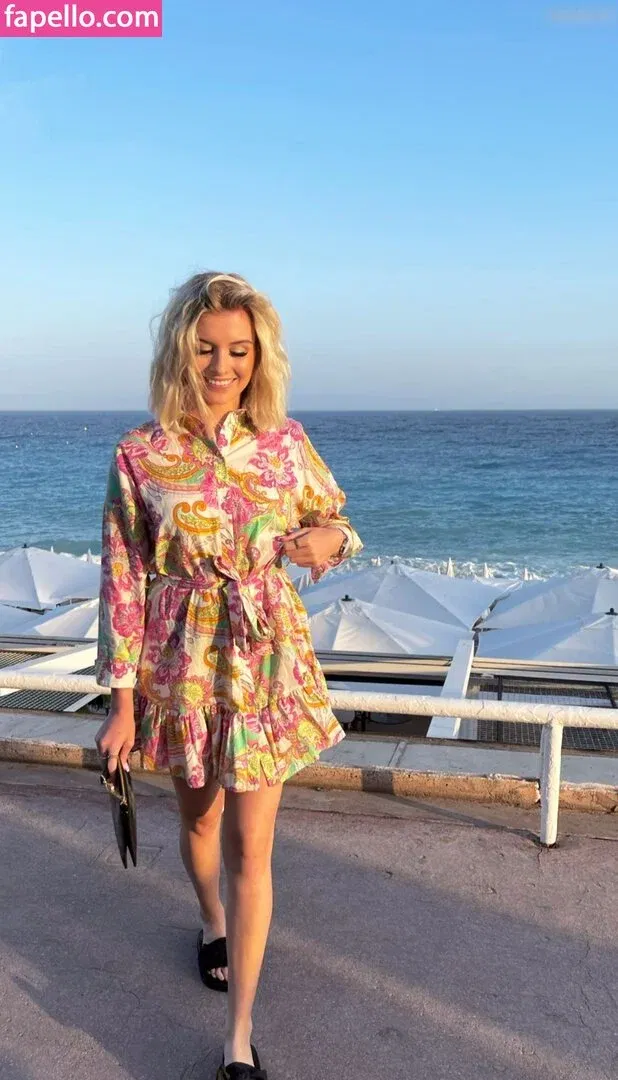 CorinaBRX Onlyfans Photo Gallery 