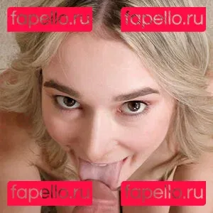 maggieandglen Onlyfans Photo Gallery 