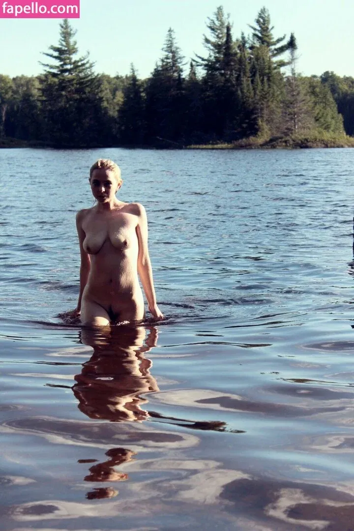 Hannah Bloodbunny Onlyfans Photo Gallery 