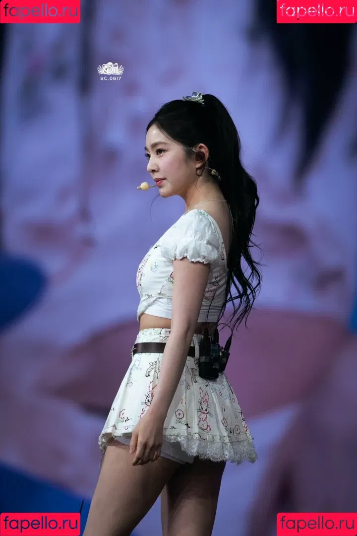 Red Velvet Onlyfans Photo Gallery 