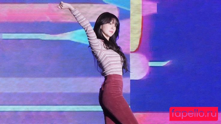 Red Velvet Nude Onlyfans Photo 6