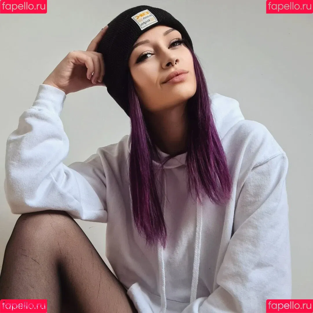 Wer ist sie ? Onlyfans Photo Gallery 