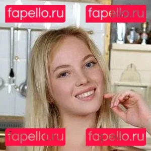 Bella Spark Onlyfans Photo Gallery 