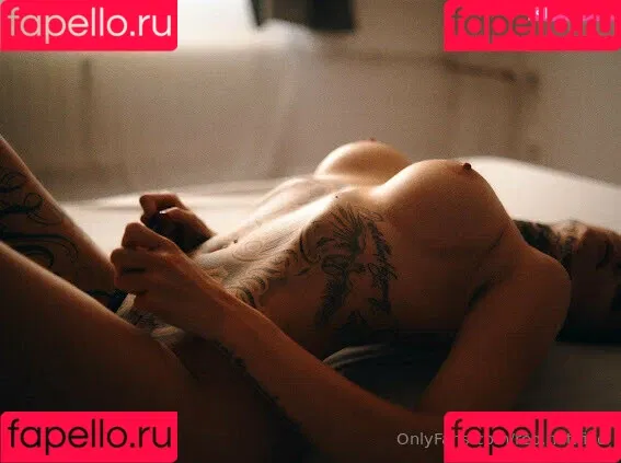 red.natified Onlyfans Photo Gallery 