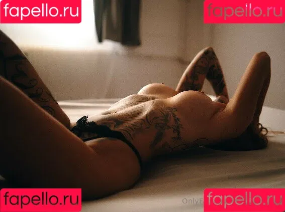 red.natified Onlyfans Photo Gallery 