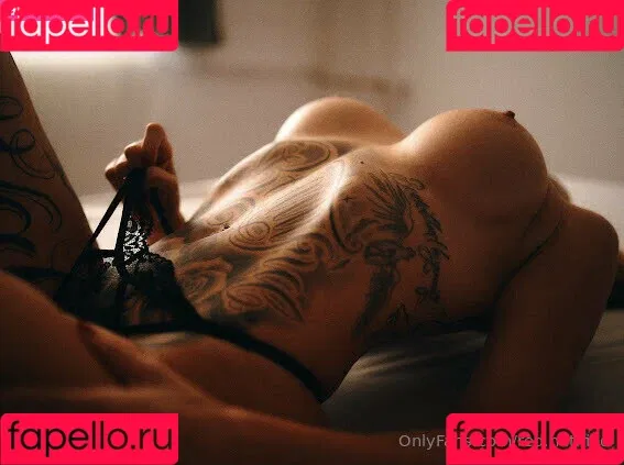 red.natified Onlyfans Photo Gallery 