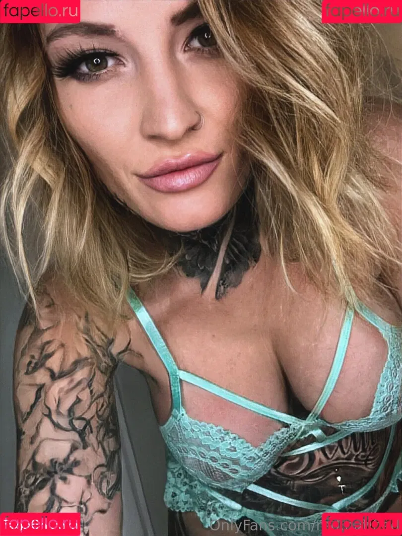 red.natified Onlyfans Photo Gallery 
