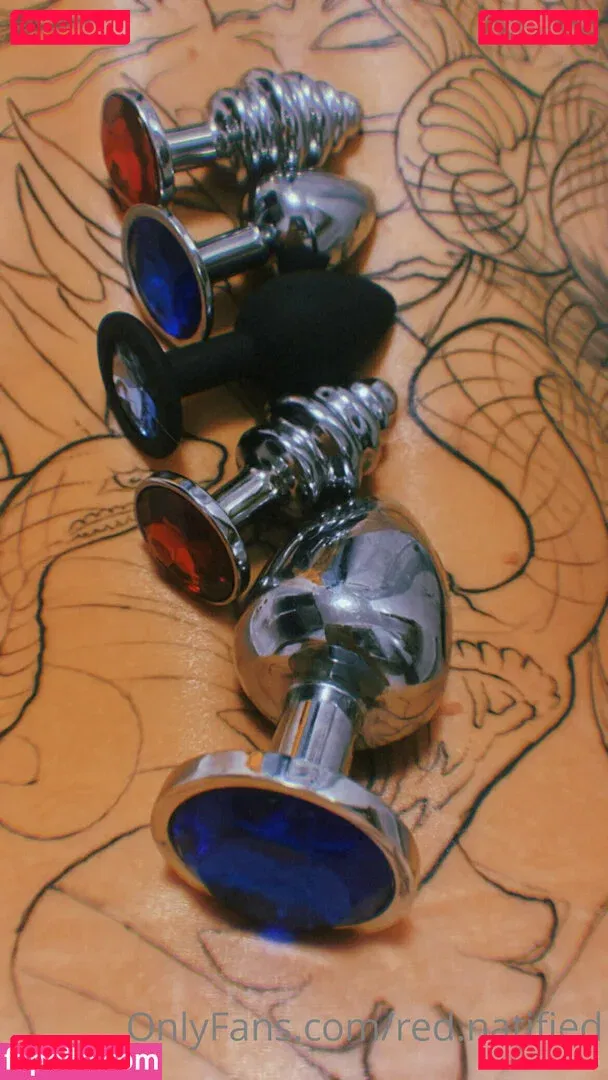 red.natified Onlyfans Photo Gallery 