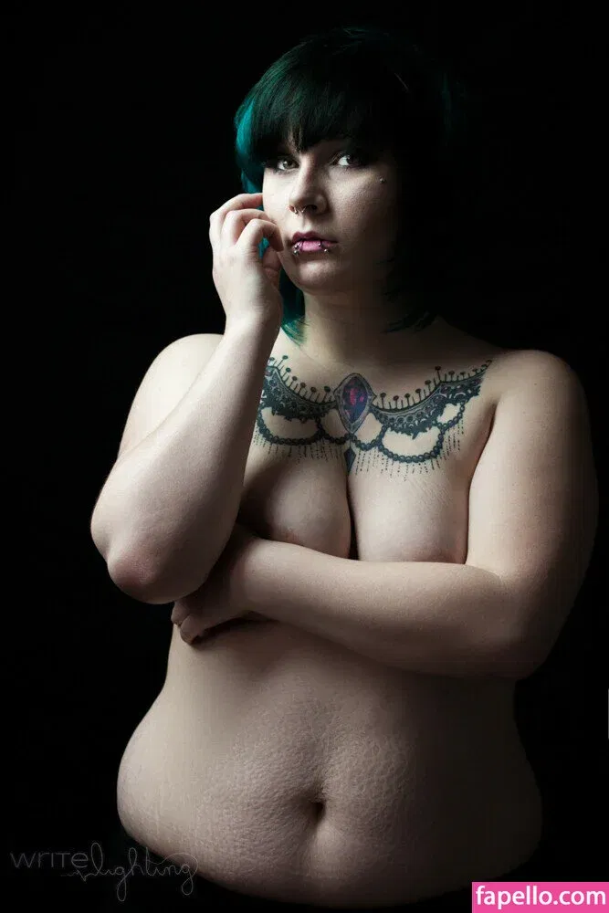 DesireNxtDoor Onlyfans Photo Gallery 