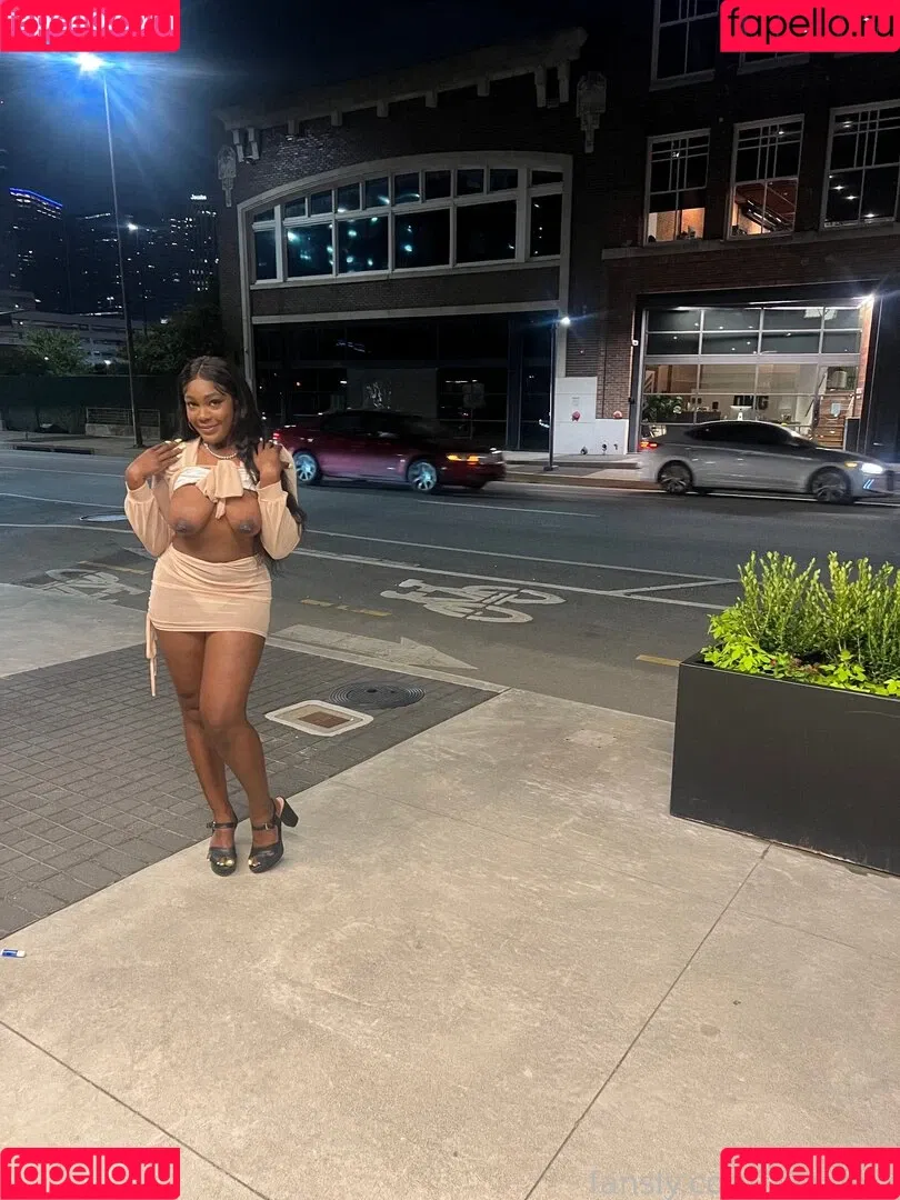 Tila Totti Onlyfans Photo Gallery 