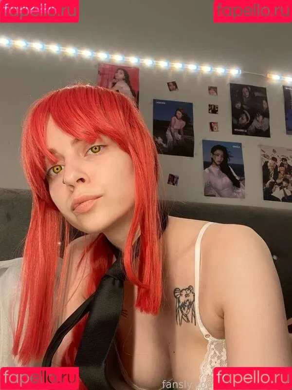 Mermaids Kiss Onlyfans Photo Gallery 