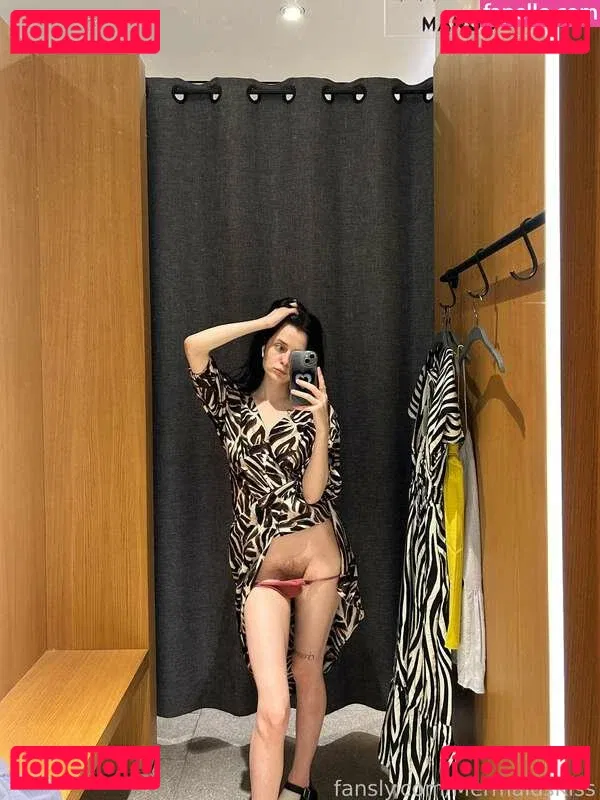 Mermaids Kiss Onlyfans Photo Gallery 