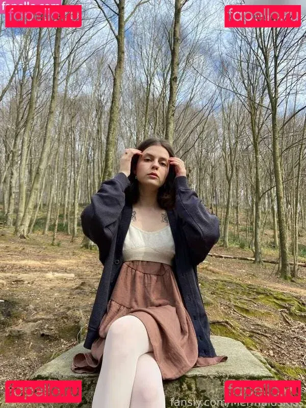 Mermaids Kiss Onlyfans Photo Gallery 