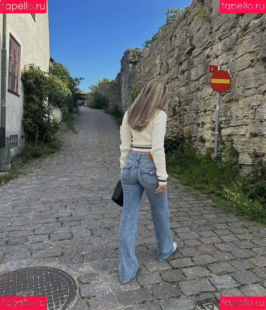 Alma Perssons Onlyfans Photo Gallery 