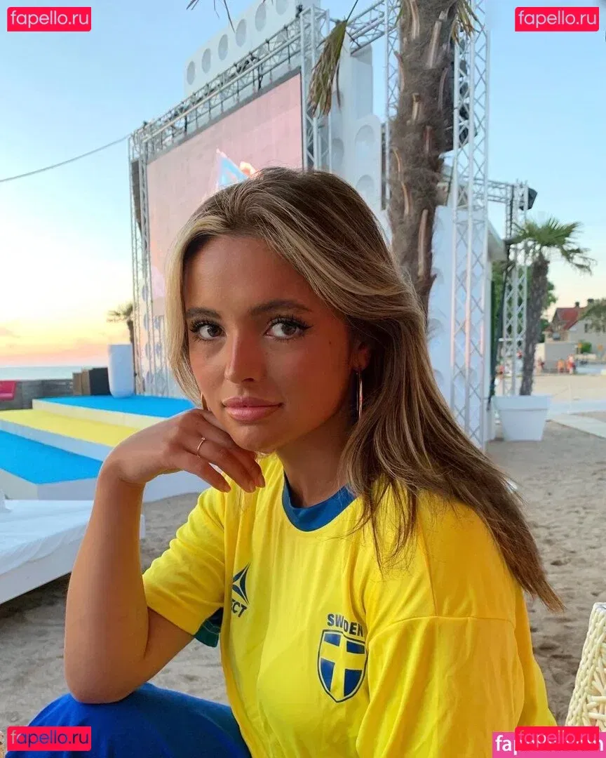 Alma Perssons Onlyfans Photo Gallery 