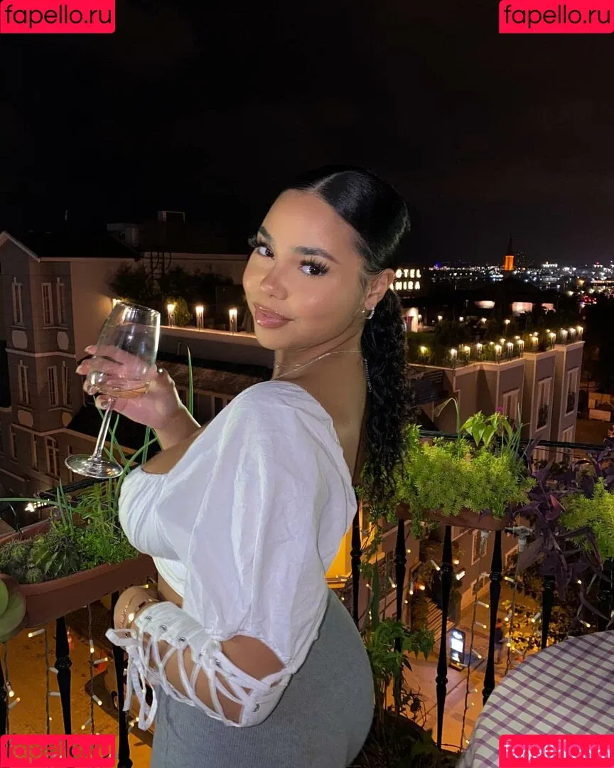 milan.churchill Onlyfans Photo Gallery 