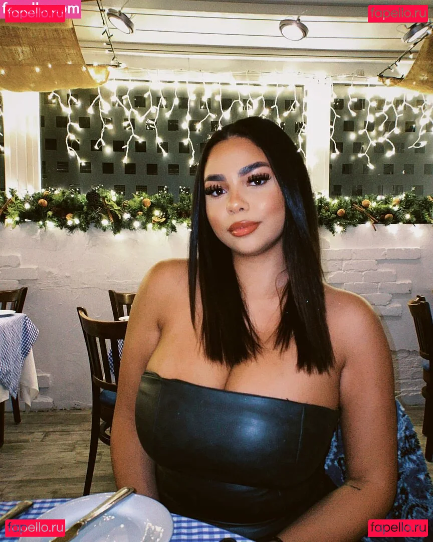 milan.churchill Onlyfans Photo Gallery 