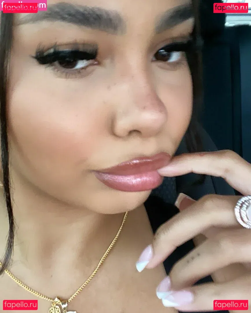 milan.churchill Onlyfans Photo Gallery 