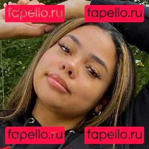 milan.churchill Onlyfans Photo Gallery 