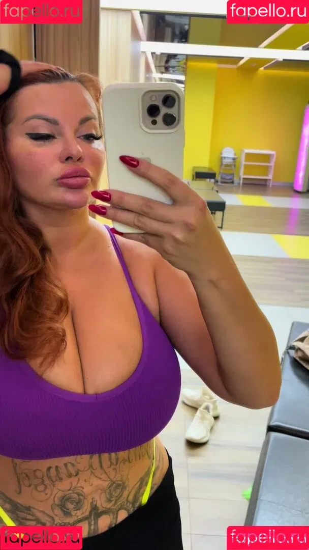 Yulia Moretti Onlyfans Photo Gallery 
