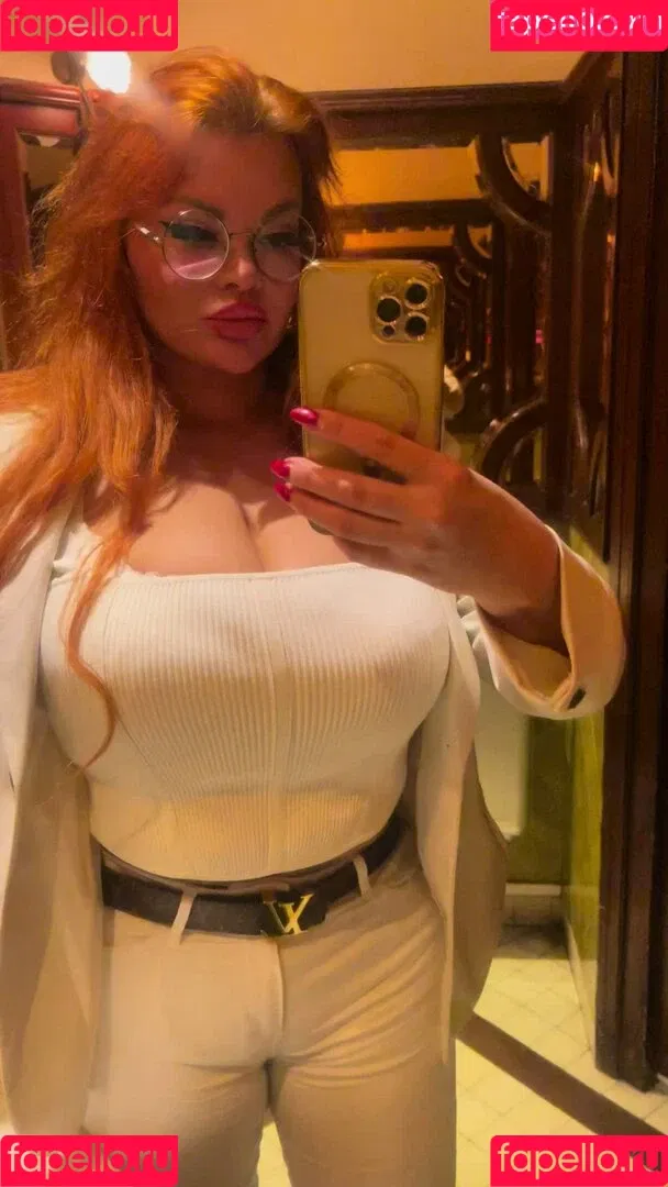 Yulia Moretti Onlyfans Photo Gallery 