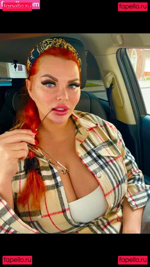 Yulia Moretti Onlyfans Photo Gallery 