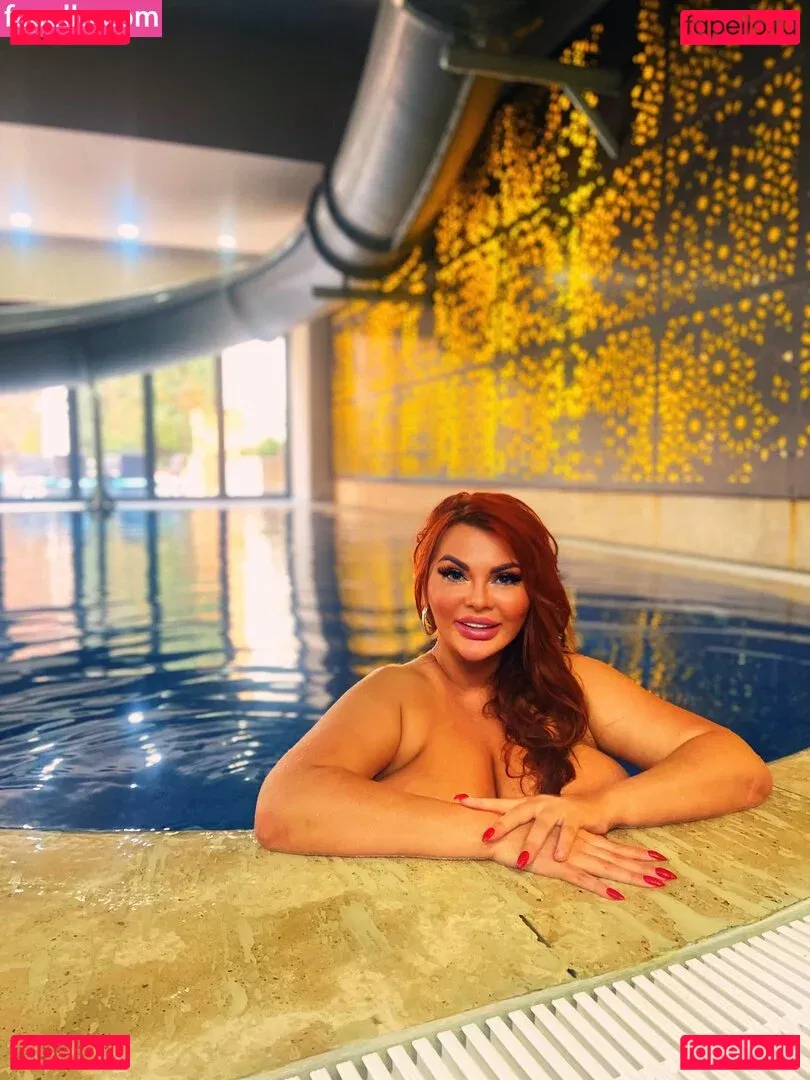 Yulia Moretti Onlyfans Photo Gallery 