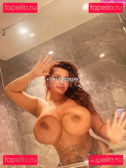 Yulia Moretti Onlyfans Photo Gallery 