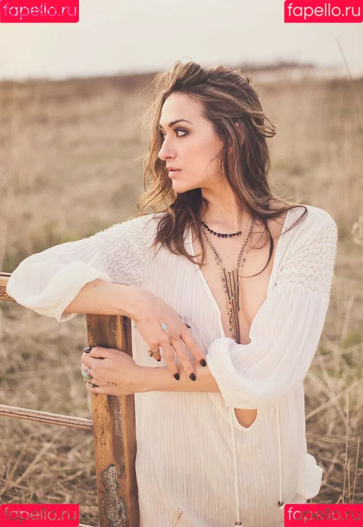 Tasya Teles Onlyfans Photo Gallery 