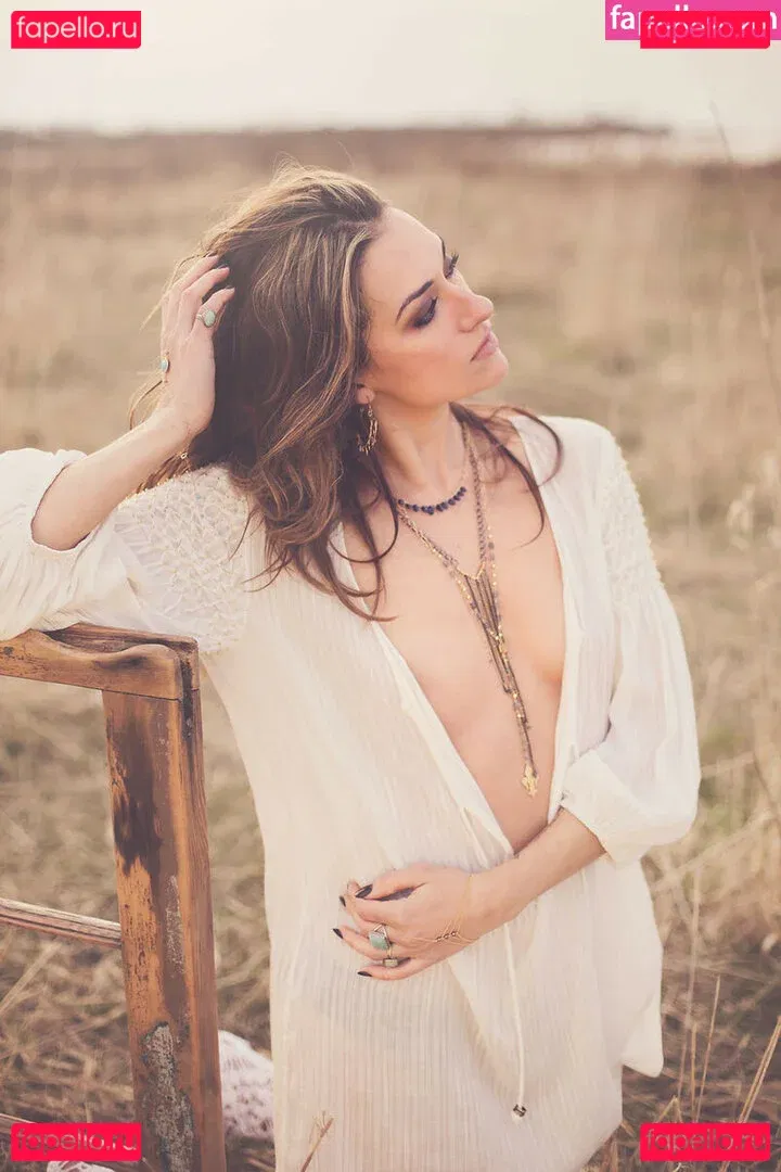 Tasya Teles Onlyfans Photo Gallery 