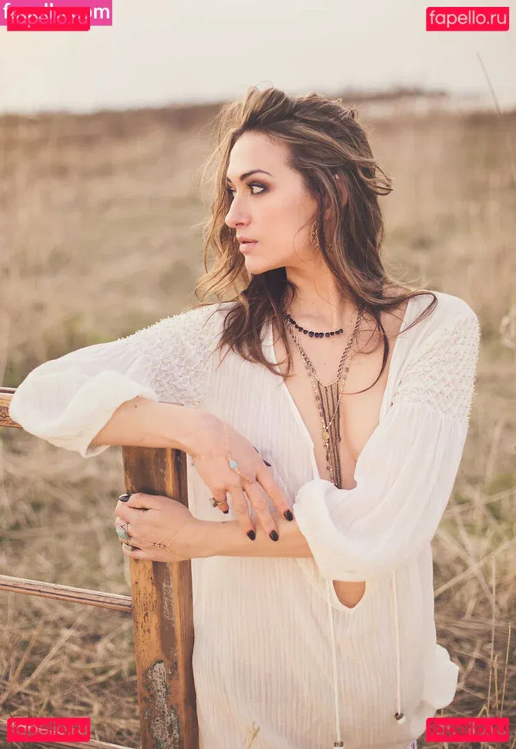 Tasya Teles Onlyfans Photo Gallery 