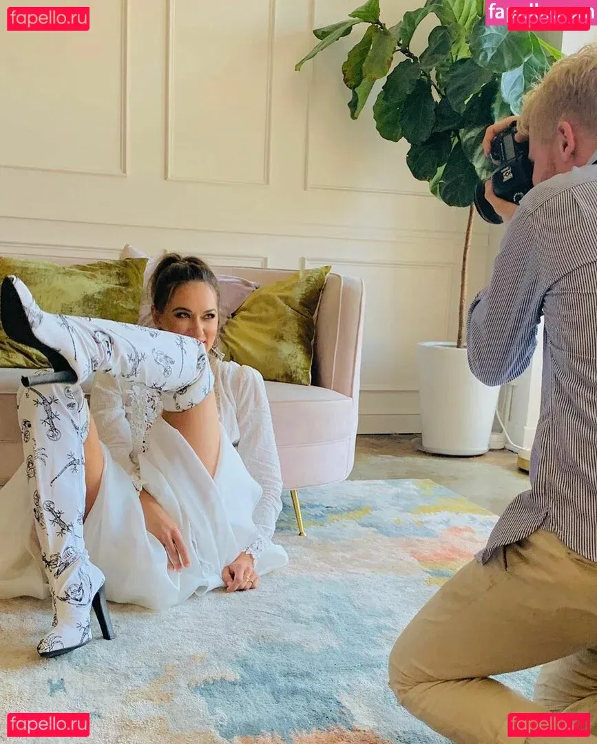 Tasya Teles Onlyfans Photo Gallery 