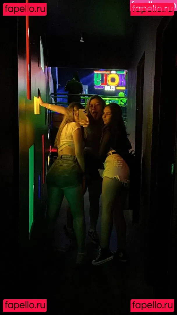 Beatriz Milhomens Onlyfans Photo Gallery 