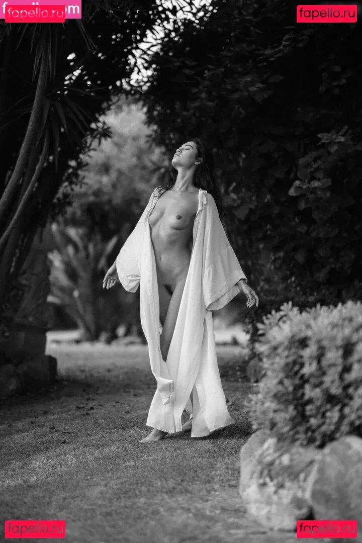 Tezz Tran Onlyfans Photo Gallery 