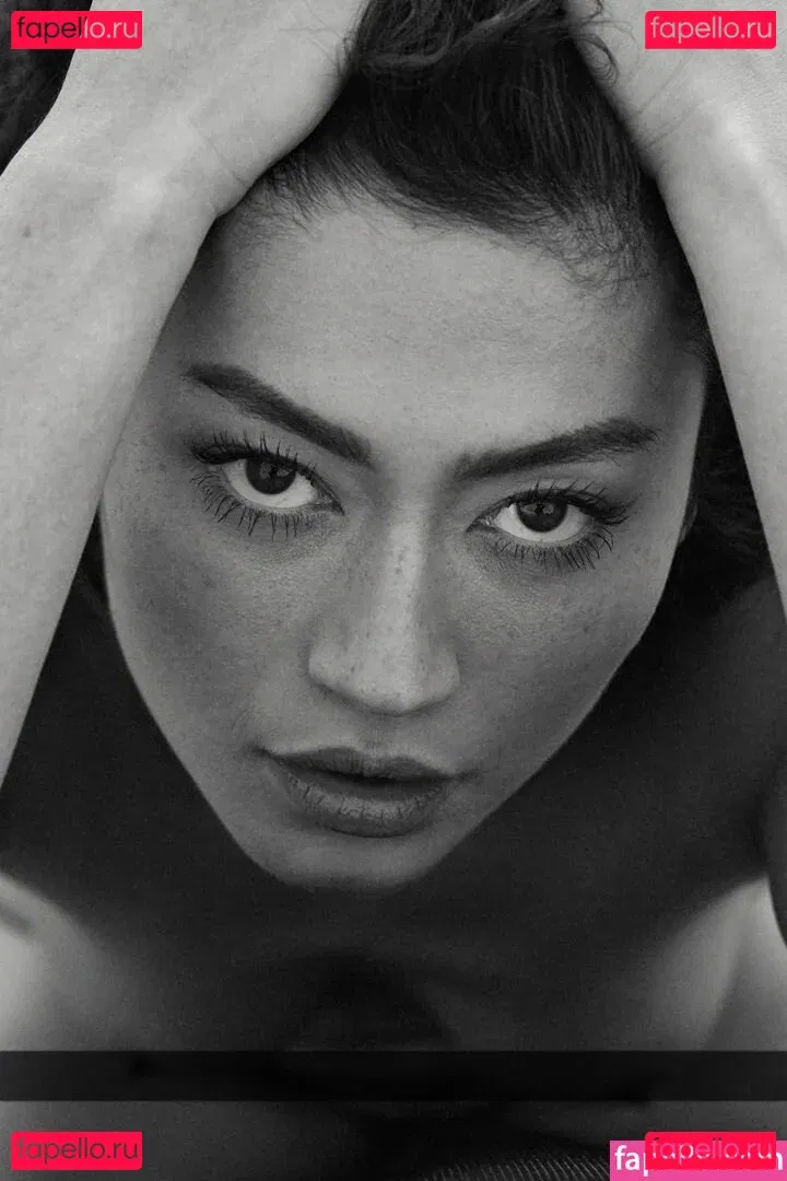 Tezz Tran Onlyfans Photo Gallery 