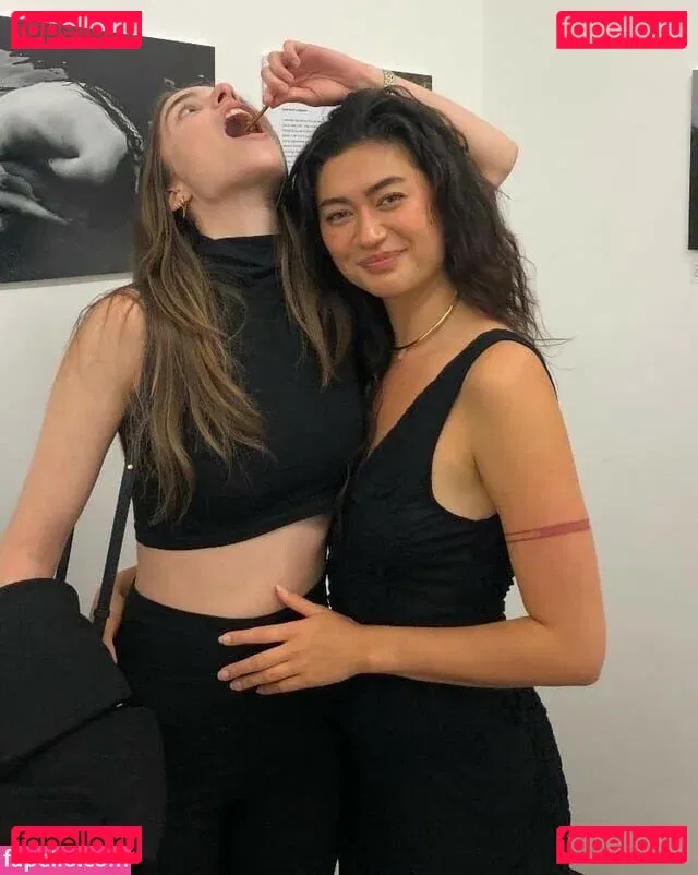 Tezz Tran Onlyfans Photo Gallery 