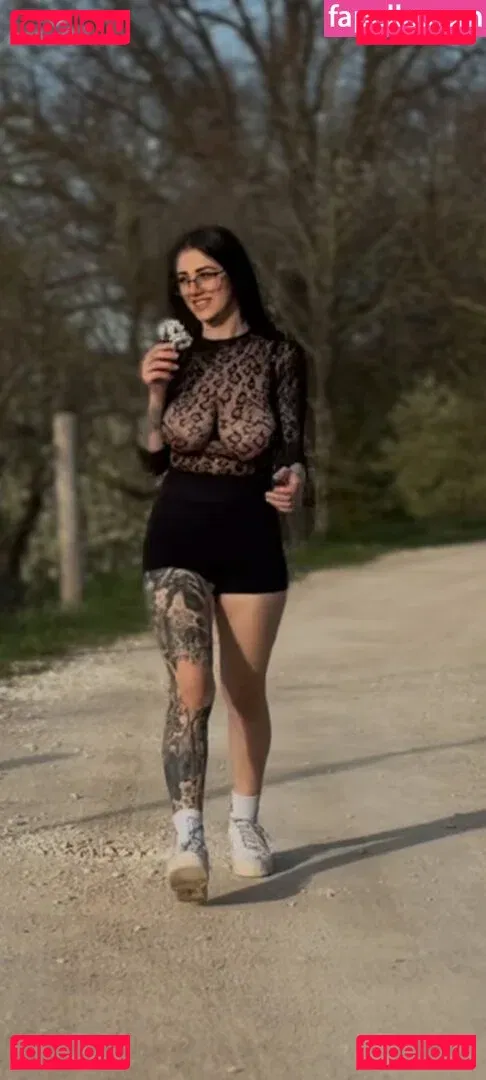 Harley Benz Onlyfans Photo Gallery 