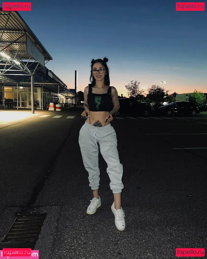 Harley Benz Onlyfans Photo Gallery 