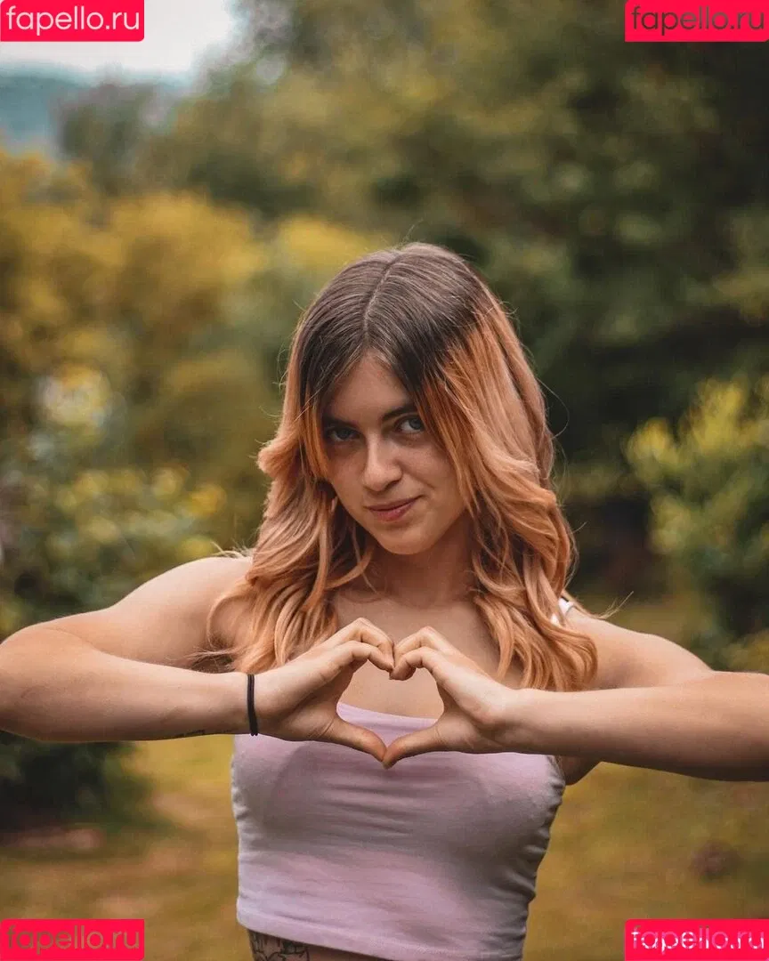 Thisislina Onlyfans Photo Gallery 