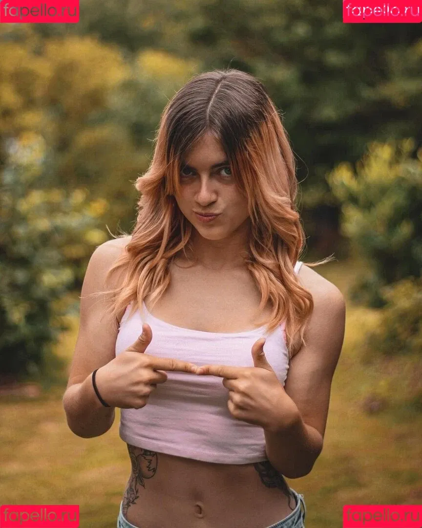 Thisislina Onlyfans Photo Gallery 