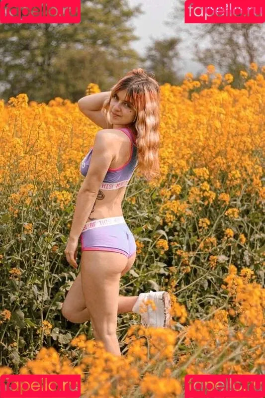 Thisislina Onlyfans Photo Gallery 